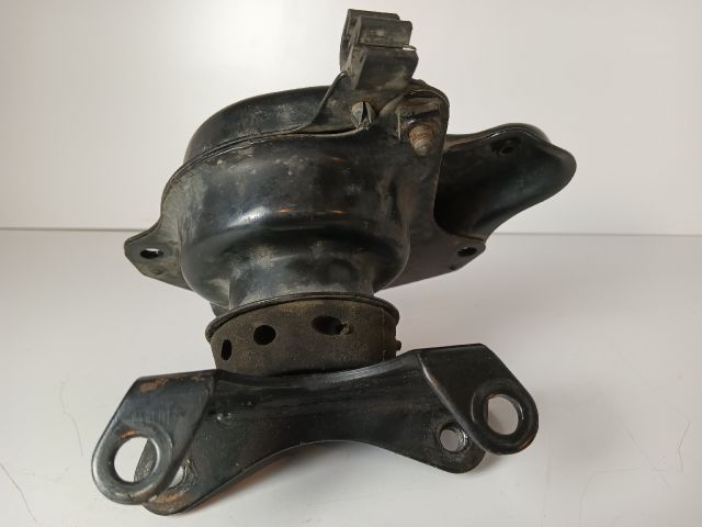 bontott VW POLO III Motor Tartó Bak (Fém)