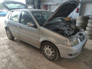 bontott VW POLO III Bal első Csonkállvány Kerékaggyal