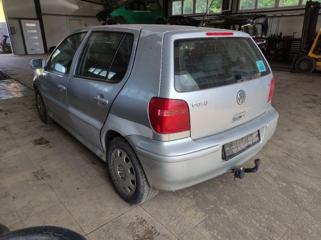 bontott VW POLO III Bal első Csonkállvány Kerékaggyal