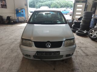 bontott VW POLO III Bal első Csonkállvány Kerékaggyal