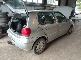 bontott VW POLO III Biztosítéktábla Motortér