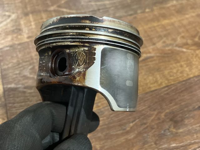 bontott VW POLO III Dugattyú és Hajtókar