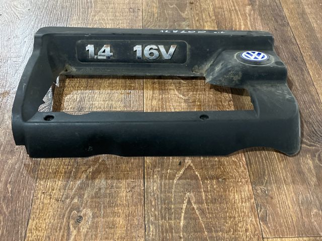 bontott VW POLO III Felső Motorburkolat