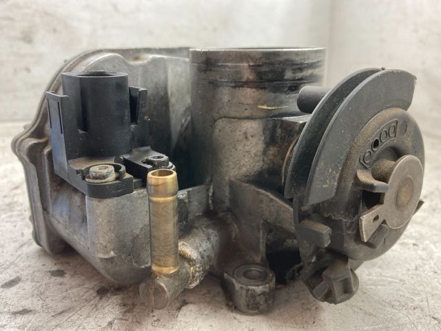 bontott VW POLO III Fojtószelep (Mechanikus)