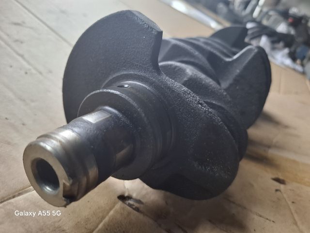 bontott VW POLO III Főtengely (Magában)