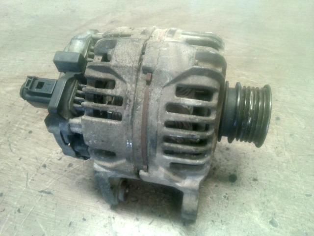 bontott VW POLO III Generátor