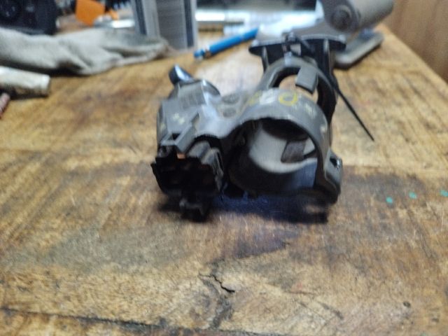 bontott VW POLO III Gyújtáskapcsoló Házzal