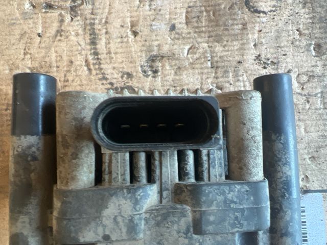 bontott VW POLO III Gyújtótrafó