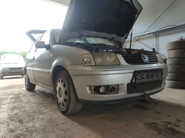 bontott VW POLO III Homlokfal (Üres lemez)