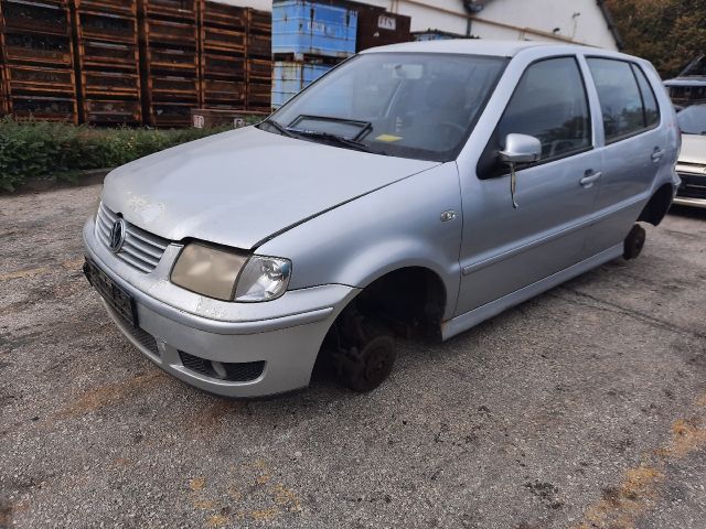 bontott VW POLO III Hűtőventilátor Keret