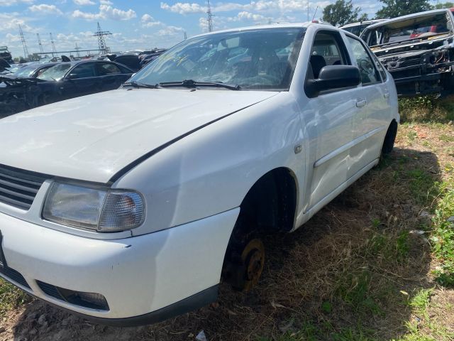 bontott VW POLO III Hűtőventilátor