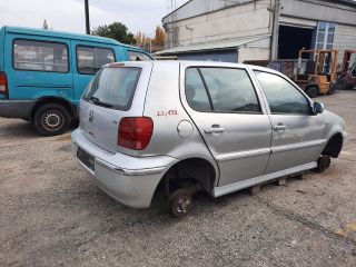 bontott VW POLO III Jobb első Csonkállvány Kerékaggyal