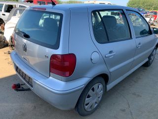 bontott VW POLO III Jobb első Csonkállvány Kerékaggyal