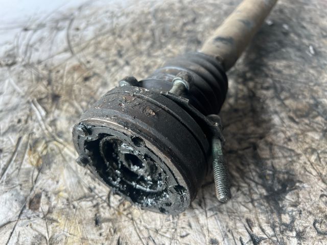 bontott VW POLO III Jobb Féltengely