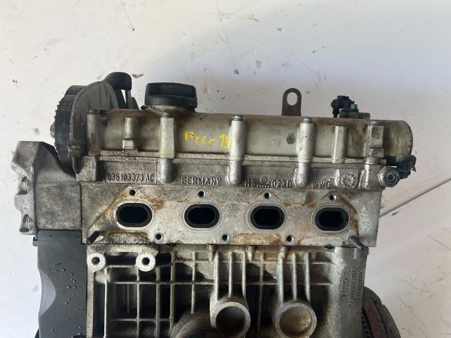 bontott VW POLO III Motor (Fűzött blokk hengerfejjel)