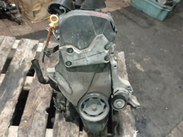 bontott VW POLO III Motor (Fűzött blokk hengerfejjel)