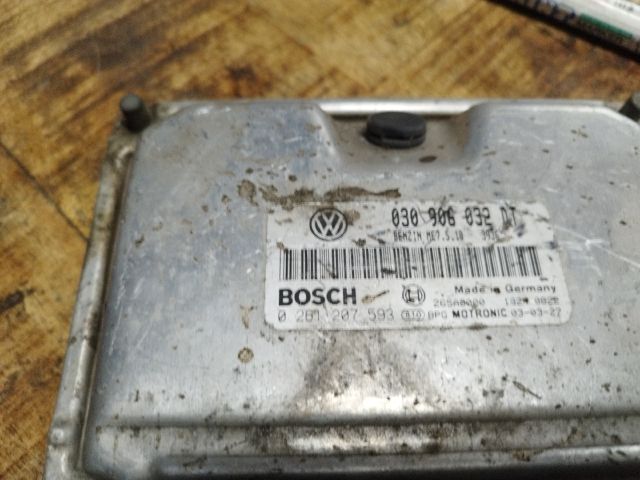 bontott VW POLO III Motorvezérlő