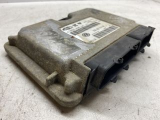 bontott VW POLO III Motorvezérlő