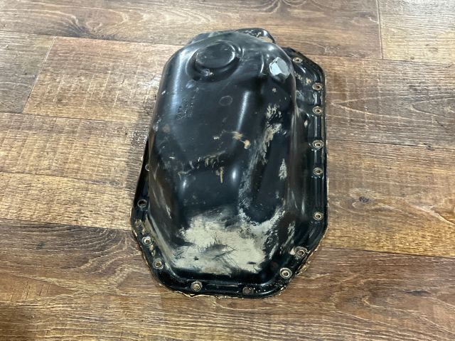 bontott VW POLO III Olajteknő