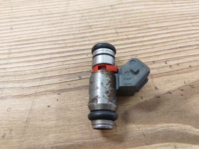 bontott VW POLO III Porlasztó (1 db)