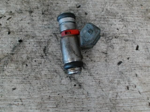 bontott VW POLO III Porlasztó (1 db)