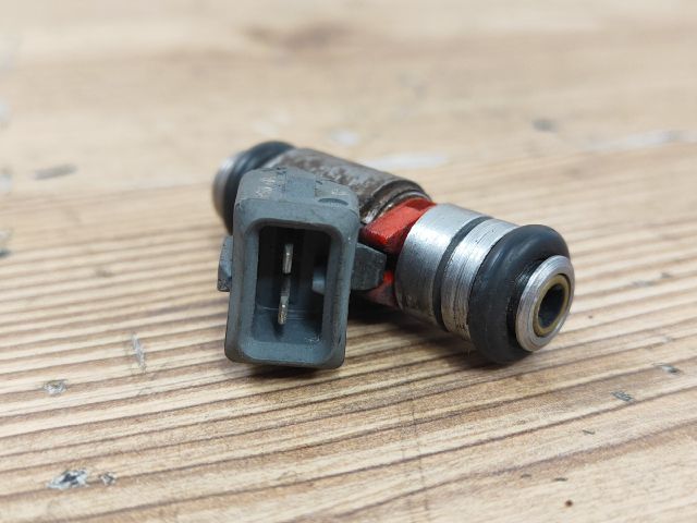 bontott VW POLO III Porlasztó (1 db)