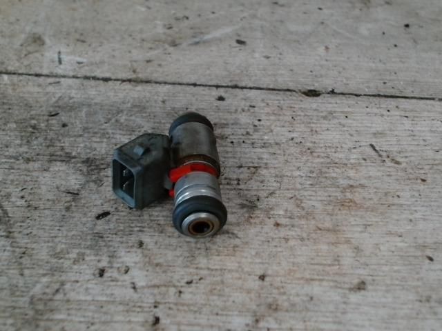 bontott VW POLO III Porlasztó (1 db)