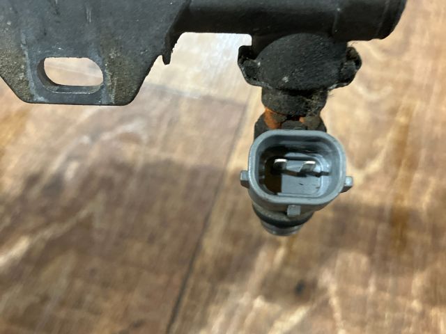 bontott VW POLO III Porlasztó Sor / Híd