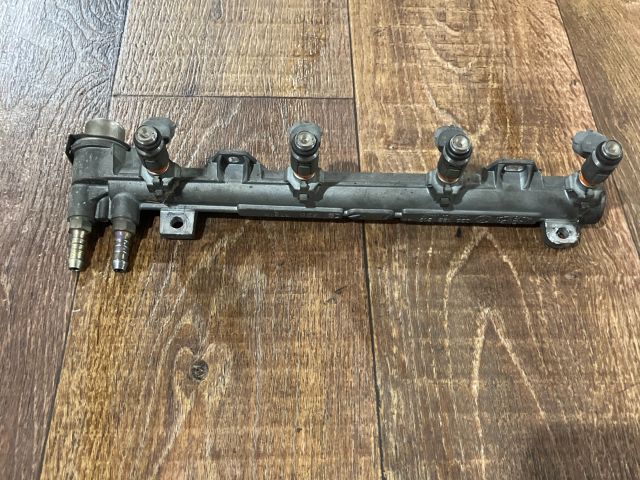 bontott VW POLO III Porlasztó Sor / Híd