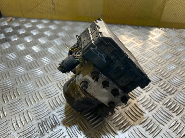 bontott VW POLO III ABS Kocka