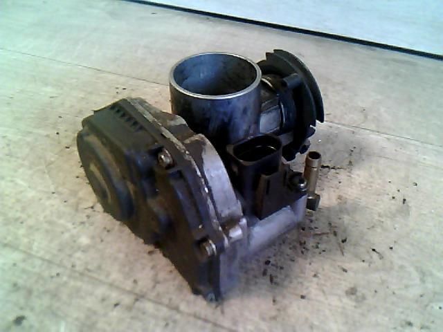 bontott VW POLO III Fojtószelep (Mechanikus)