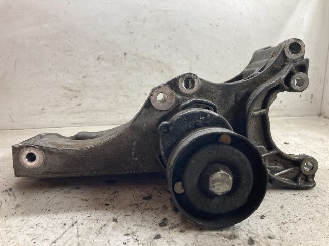 bontott VW POLO III Generátor Tartó Bak