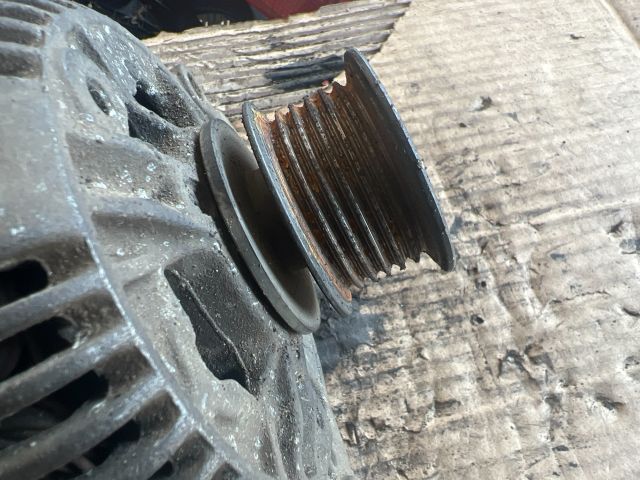 bontott VW POLO III Generátor