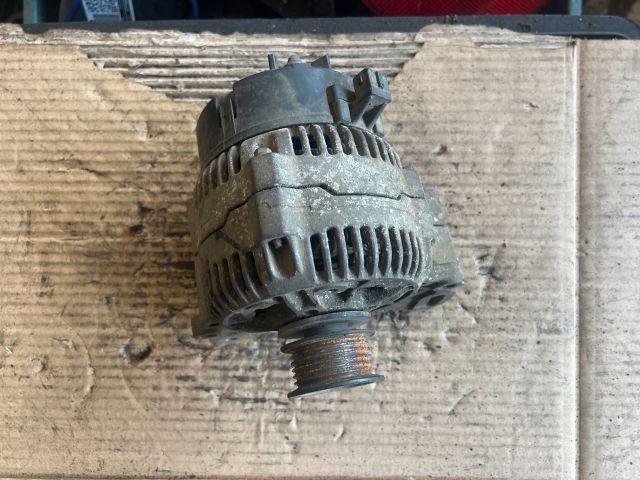 bontott VW POLO III Generátor