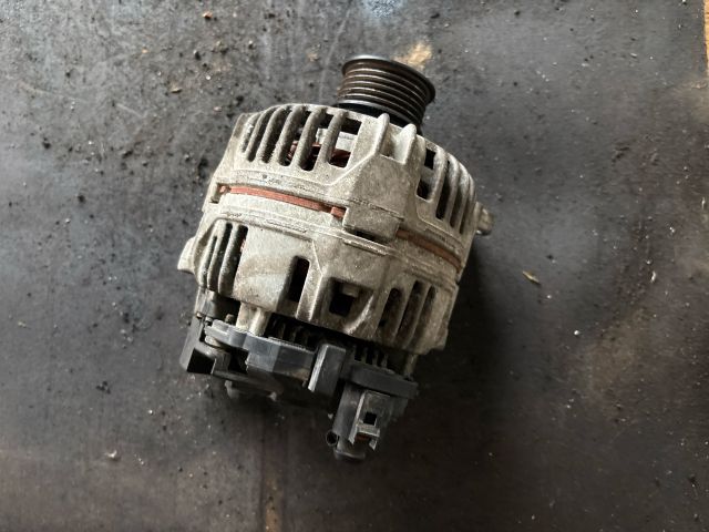 bontott VW POLO III Generátor