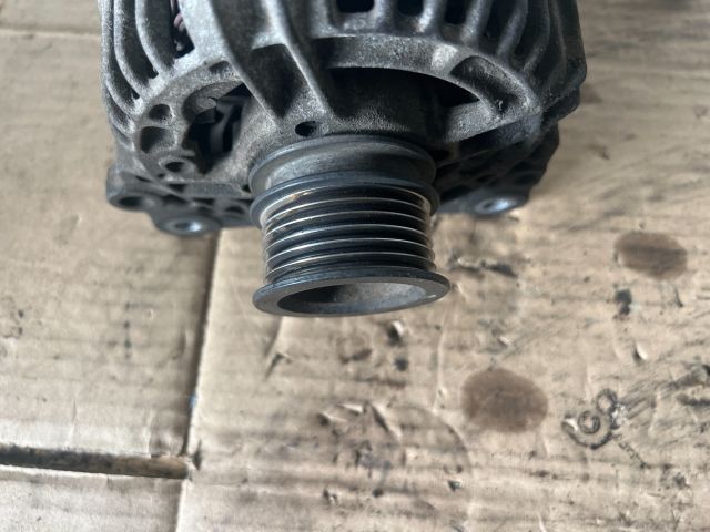 bontott VW POLO III Generátor