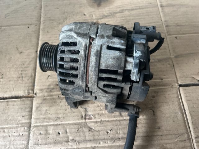 bontott VW POLO III Generátor