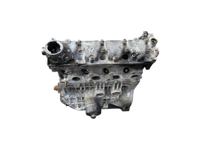 bontott VW POLO III Motor (Fűzött blokk hengerfejjel)