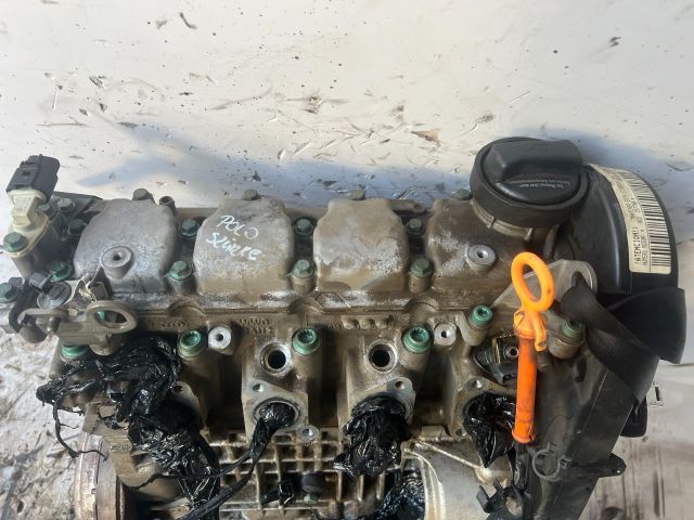 bontott VW POLO III Motor (Fűzött blokk hengerfejjel)
