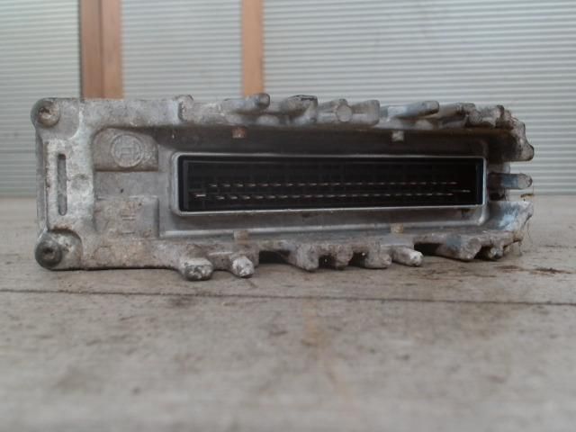 bontott VW POLO III Motorvezérlő