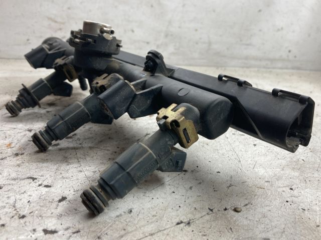 bontott VW POLO III Porlasztó Sor / Híd