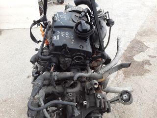 bontott VW POLO III Motor (Fűzött blokk hengerfejjel)