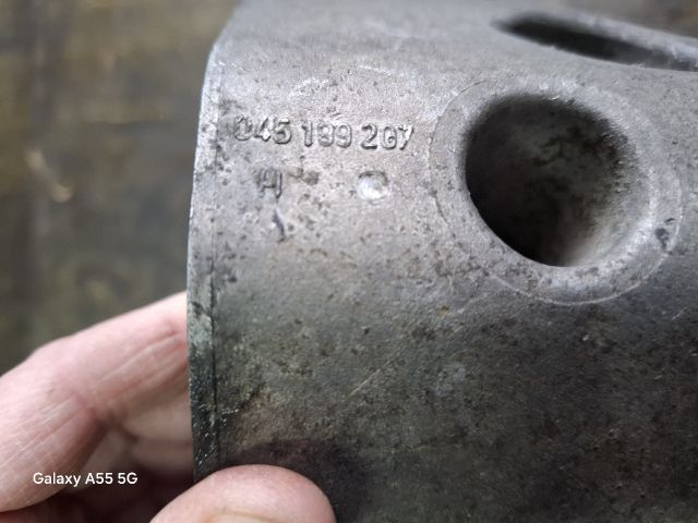 bontott VW POLO III Motor Tartó Bak (Fém)