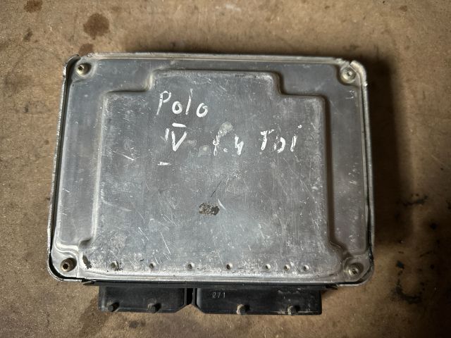 bontott VW POLO III Motorvezérlő
