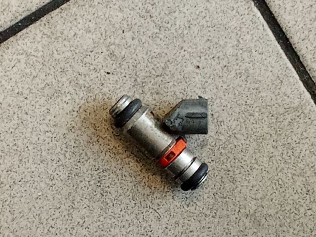 bontott VW POLO III Porlasztó (1 db)