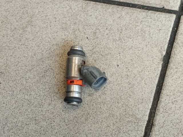 bontott VW POLO III Porlasztó (1 db)