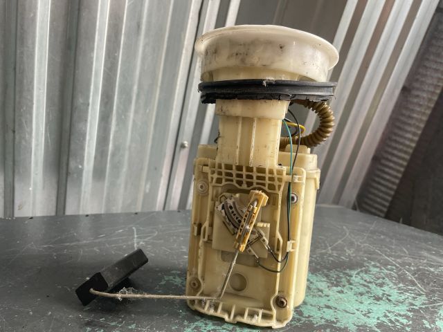 bontott VW POLO III Üzemanyag Szivattyú