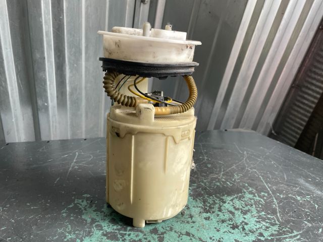 bontott VW POLO III Üzemanyag Szivattyú