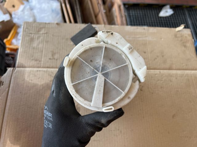 bontott VW POLO III Üzemanyag Szivattyú