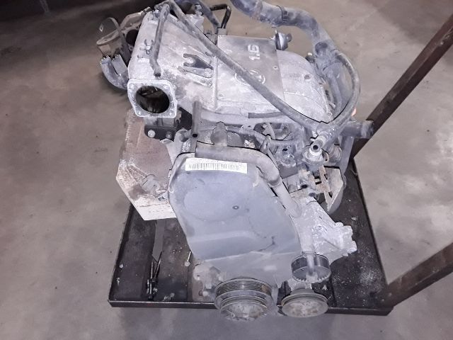 bontott VW POLO III Motor (Fűzött blokk hengerfejjel)